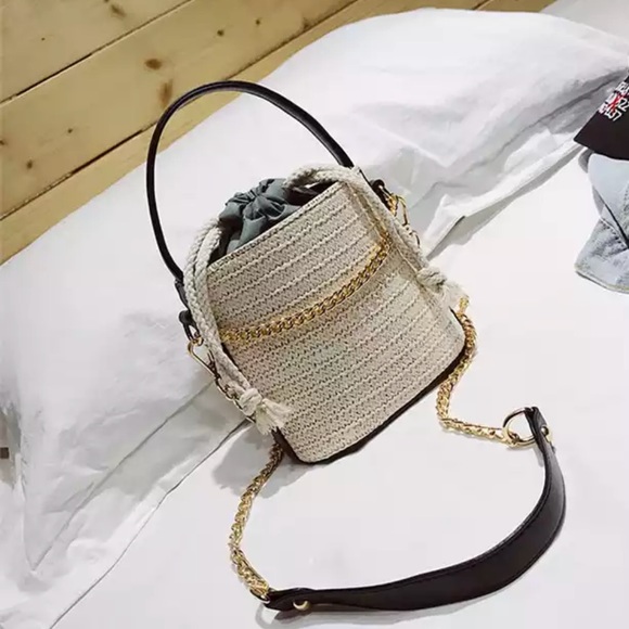 Handbags - Cute bucket bag